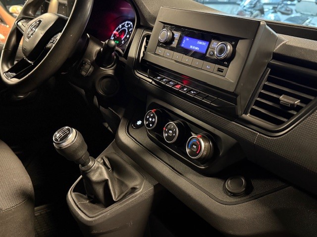 RENAULT TRAFIC FURGN L2H1 2.0DCI 131CV 