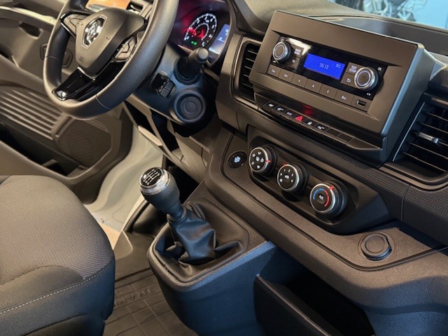 RENAULT TRAFIC FURGON L1H1 2.0CDI 131CV 