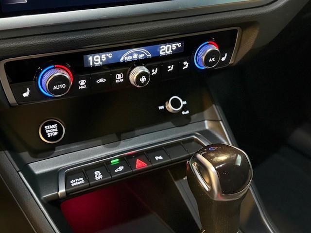 AUDI Q3 SPORTBACK 45TFSI E S-TRONIC  1.4 TFSI 245CV HYBRID-ENCHUFABLE 