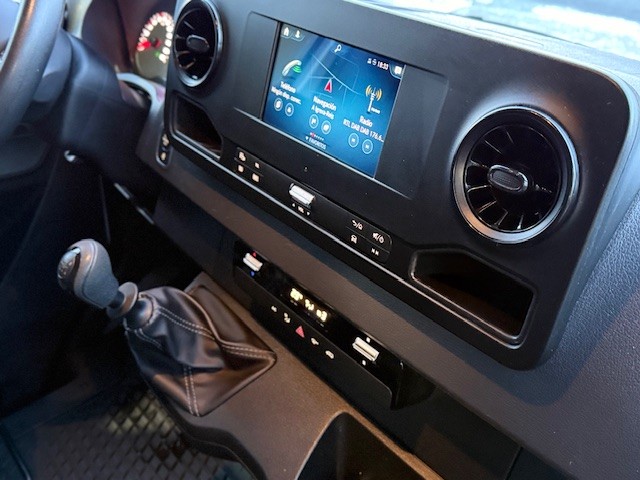 MERCEDES SPRINTER 317 FG L2H2 2.0CDI 170 MANUAL 