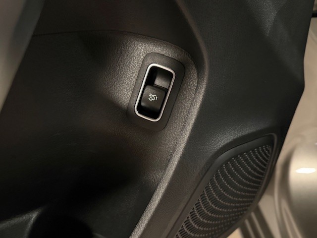 MERCEDES CLASE A 200 SEDAN 7G-DCT 163CV PROGRESSIVE