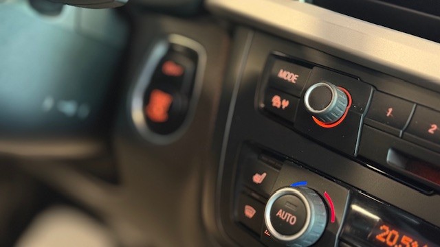 BMW 318D TOURING 2.0D 142CV 