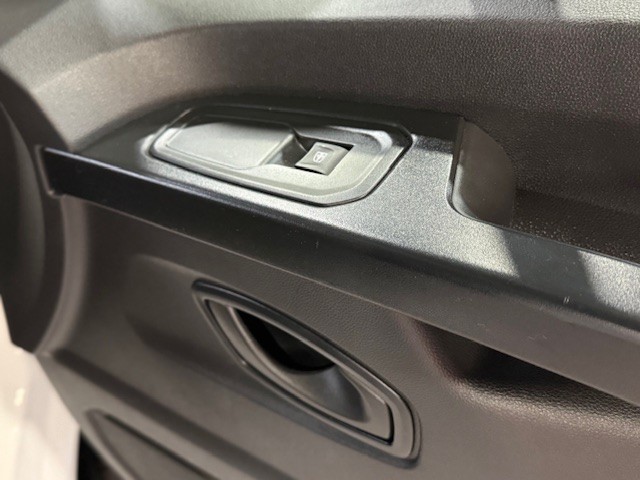 RENAULT TRAFIC FURGON L2H1 2.0Dci 110CV 