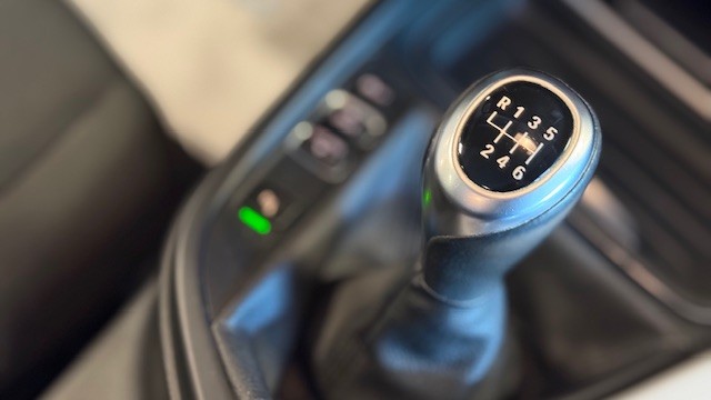 BMW 318D TOURING 2.0D 142CV 