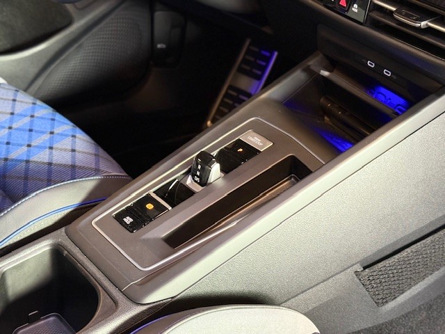 VOLKSWAGEN GOLF  R   2.0TFSI 320CV DSG