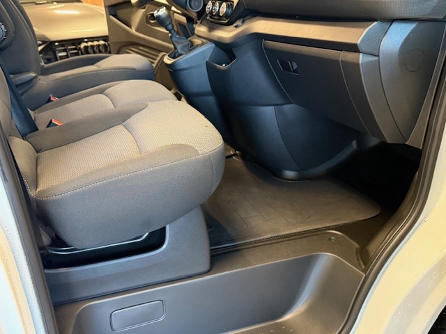 RENAULT TRAFIC FURGON L1H1 2.0CDI 131CV 