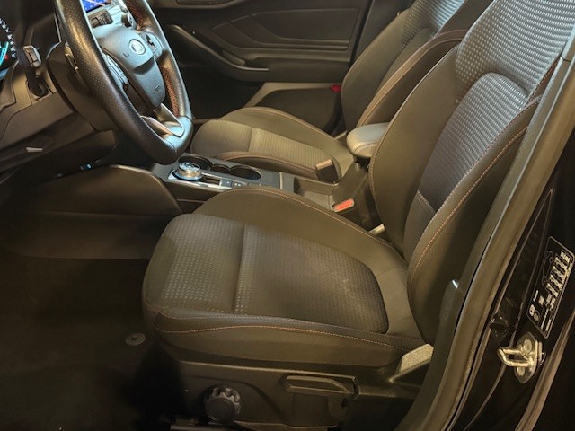 FORD FOCUS TURNIER 2.0TDCI 150CV Aut. ST-LINE