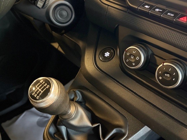 RENAULT TRAFIC FURGO l2h1 2.0Dci 131CV 