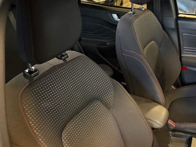 FORD FOCUS TURNIER 2.0TDCI 150CV Aut. ST-LINE