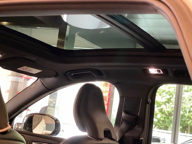 VOLVO XC60 2.0i T6 340CV AWD HIBRIDO/ENCHUFABLE  R-DESING