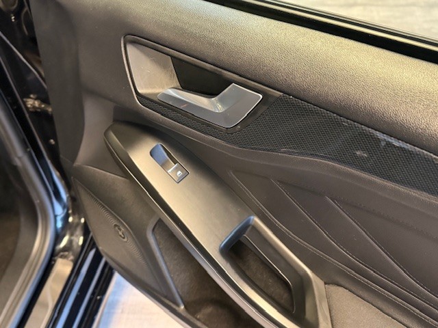 FORD FOCUS TURNIER 2.0TDCI 150CV Aut. ST-LINE