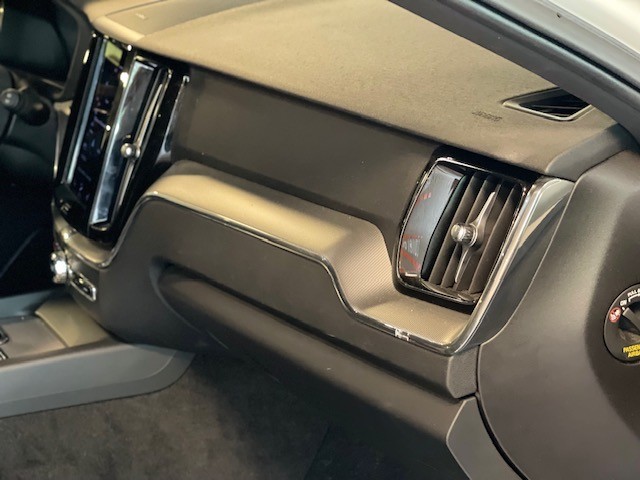 VOLVO XC60 2.0i T6 340CV AWD HIBRIDO/ENCHUFABLE  R-DESING