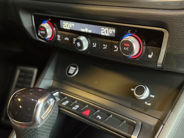 AUDI Q3 40 S-LINE  2.0TDI 200CV QUATTRO