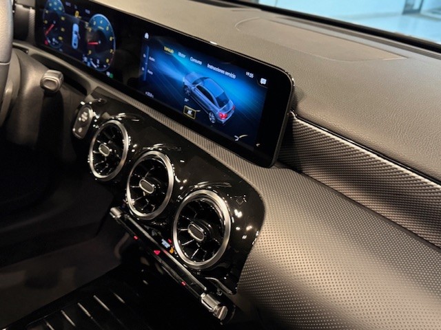 MERCEDES CLASE A 200 SEDAN 7G-DCT 163CV PROGRESSIVE