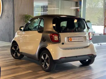 SMART FORTWO EQ 100% ELECTRICO COUPE 