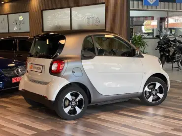 SMART FORTWO EQ 100% ELECTRICO COUPE 