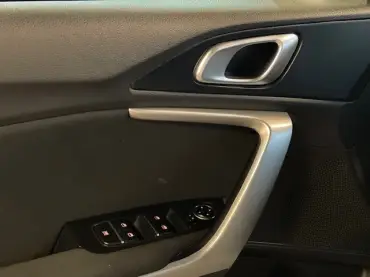 KIA XCEED 1.0 T-Gdi 120CV DYNAMIC SDRIVE