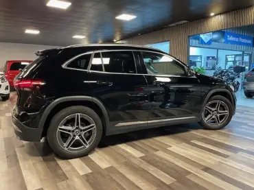 MERCEDES GLA 200  2.0CDI 150CV 4 MATIC 8G-DCT AMG LINE 
